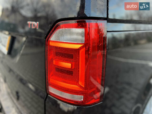 Черный Фольксваген Мультиван, объемом двигателя 2 л и пробегом 270 тыс. км за 31700 $, фото 8 на Automoto.ua