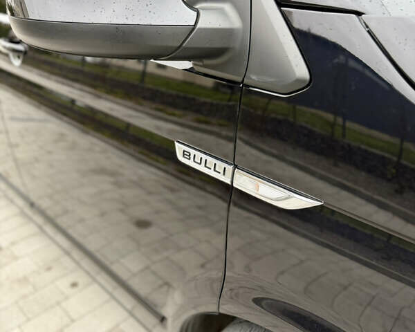 Чорний Фольксваген Мультиван, об'ємом двигуна 1.97 л та пробігом 299 тис. км за 38500 $, фото 17 на Automoto.ua