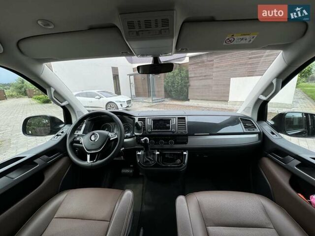 Фольксваген Мультиван 2018 в Киеве на Automoto.ua Черный Фольксваген Мультиван, объемом двигателя 1.97 л и пробегом 153 тыс. км за 36500 $, фото 16 на Automoto.ua