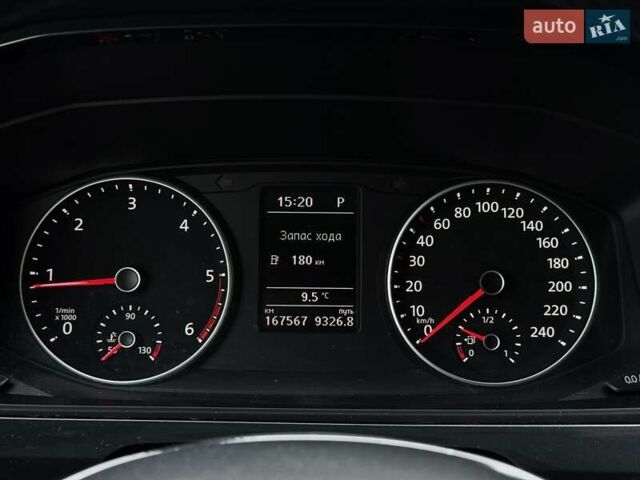 Черный Фольксваген Мультиван, объемом двигателя 1.97 л и пробегом 300 тыс. км за 32499 $, фото 45 на Automoto.ua