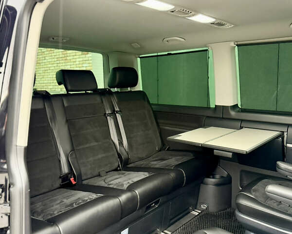 Чорний Фольксваген Мультиван, об'ємом двигуна 1.97 л та пробігом 299 тис. км за 38500 $, фото 13 на Automoto.ua