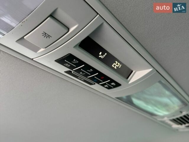 Черный Фольксваген Мультиван, объемом двигателя 1.97 л и пробегом 205 тыс. км за 43444 $, фото 33 на Automoto.ua