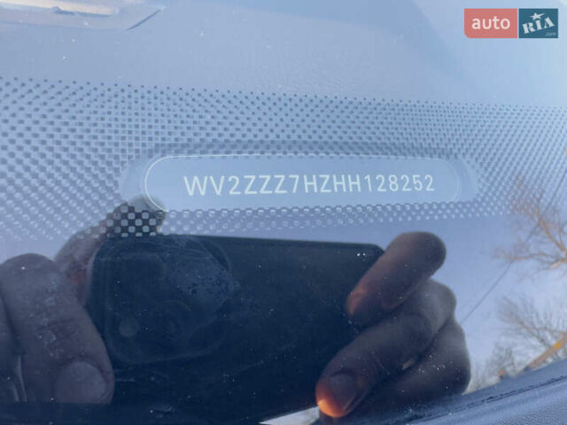 Чорний Фольксваген Мультиван, об'ємом двигуна 2 л та пробігом 105 тис. км за 38500 $, фото 21 на Automoto.ua