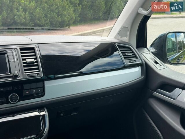 Черный Фольксваген Мультиван, объемом двигателя 2 л и пробегом 253 тыс. км за 34700 $, фото 29 на Automoto.ua