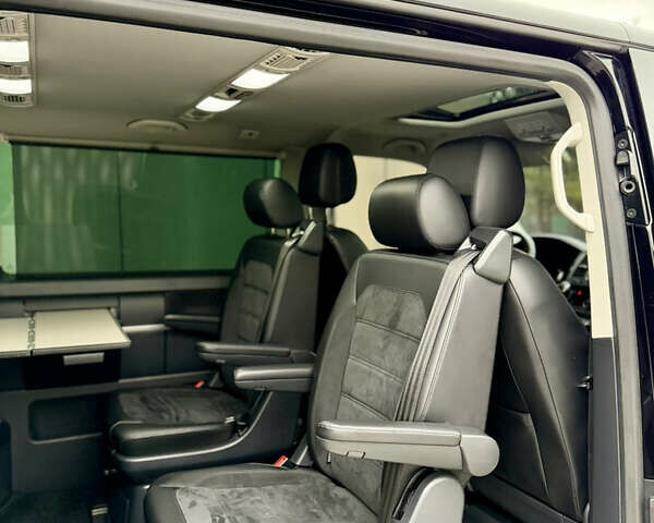 Чорний Фольксваген Мультиван, об'ємом двигуна 1.97 л та пробігом 299 тис. км за 38500 $, фото 12 на Automoto.ua