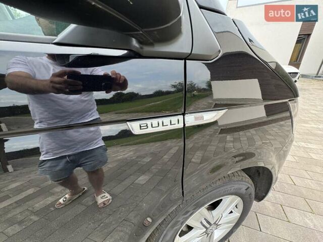 Фольксваген Мультиван 2018 в Киеве на Automoto.ua Черный Фольксваген Мультиван, объемом двигателя 1.97 л и пробегом 153 тыс. км за 36500 $, фото 11 на Automoto.ua