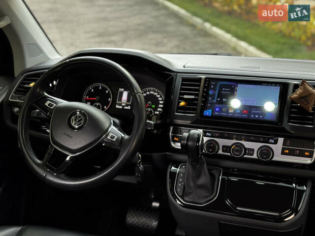 Фольксваген Мультиван 2019 в Киеве на Automoto.ua Черный Фольксваген Мультиван, объемом двигателя 2 л и пробегом 101 тыс. км за 49000 $, фото 25 на Automoto.ua