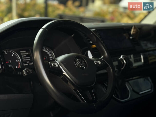 Фольксваген Мультиван 2019 в Киеве на Automoto.ua Черный Фольксваген Мультиван, объемом двигателя 2 л и пробегом 101 тыс. км за 49000 $, фото 17 на Automoto.ua