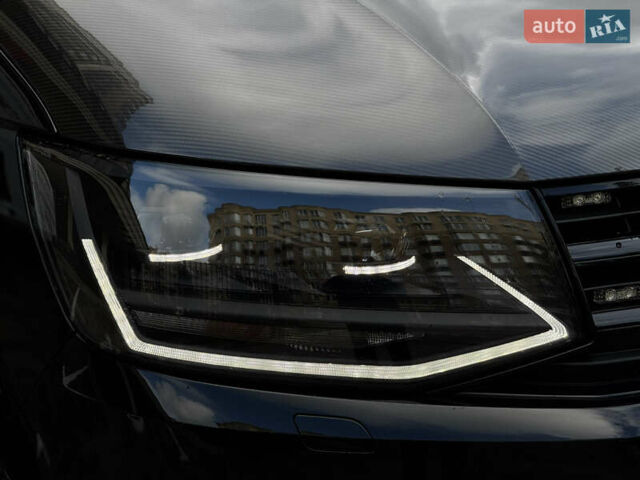 Фольксваген Мультиван 2019 в Киеве на Automoto.ua Черный Фольксваген Мультиван, объемом двигателя 2 л и пробегом 101 тыс. км за 49000 $, фото 7 на Automoto.ua