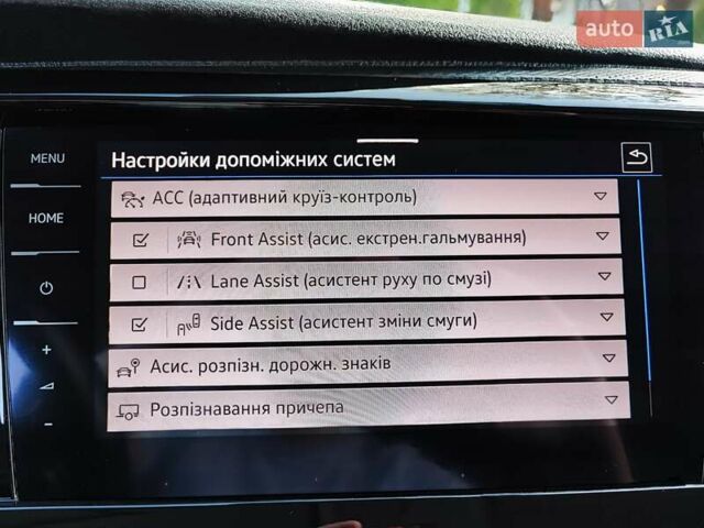 Черный Фольксваген Мультиван, объемом двигателя 2 л и пробегом 72 тыс. км за 61900 $, фото 41 на Automoto.ua