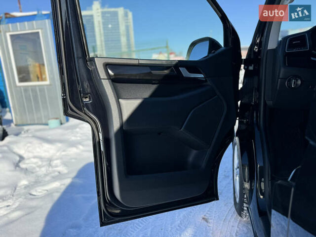 Чорний Фольксваген Мультиван, об'ємом двигуна 1.97 л та пробігом 73 тис. км за 55900 $, фото 144 на Automoto.ua