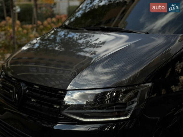 Фольксваген Мультиван 2019 в Киеве на Automoto.ua Черный Фольксваген Мультиван, объемом двигателя 2 л и пробегом 101 тыс. км за 49000 $, фото 5 на Automoto.ua