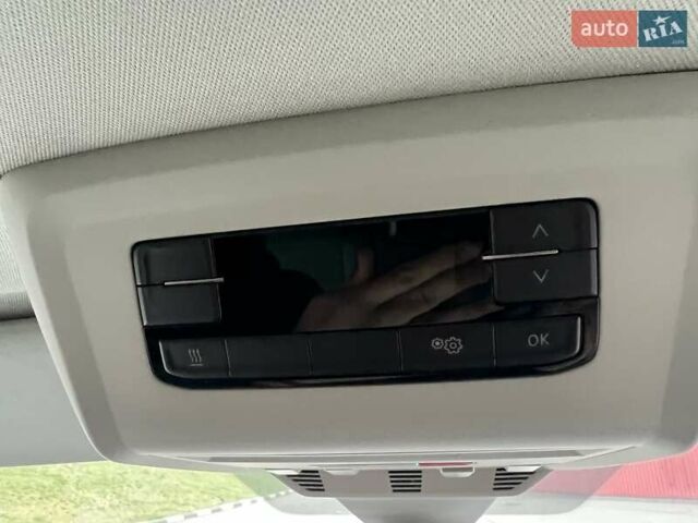 Фольксваген Мультиван 2019 в Киеве на Automoto.ua Черный Фольксваген Мультиван, объемом двигателя 1.97 л и пробегом 210 тыс. км за 56500 $, фото 25 на Automoto.ua
