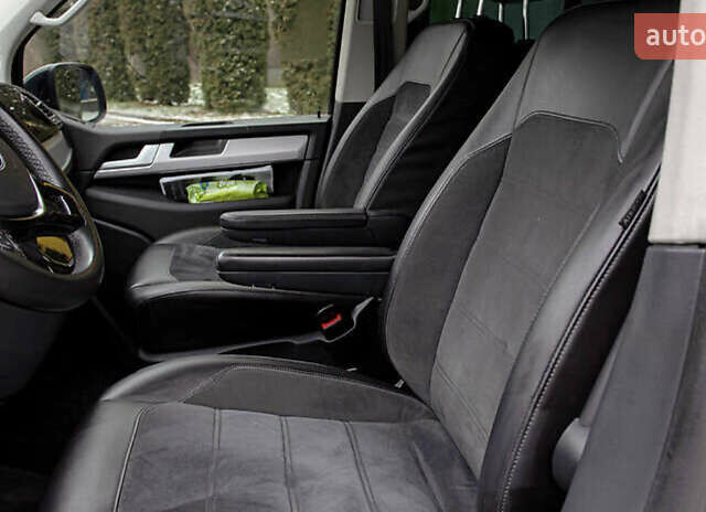 Черный Фольксваген Мультиван, объемом двигателя 2 л и пробегом 104 тыс. км за 50000 $, фото 7 на Automoto.ua