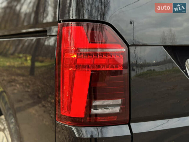 Чорний Фольксваген Мультиван, об'ємом двигуна 1.97 л та пробігом 190 тис. км за 49500 $, фото 6 на Automoto.ua