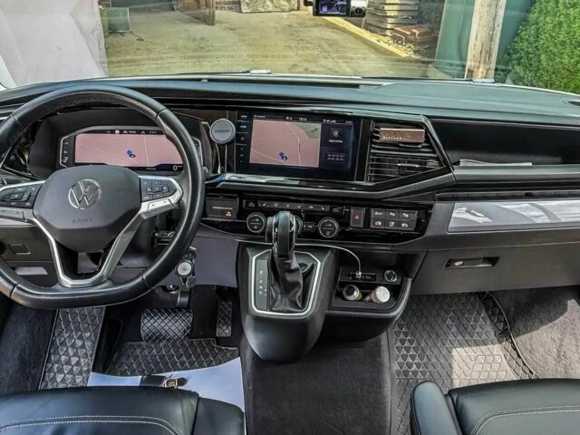 Черный Фольксваген Мультиван, объемом двигателя 2 л и пробегом 41 тыс. км за 38000 $, фото 5 на Automoto.ua