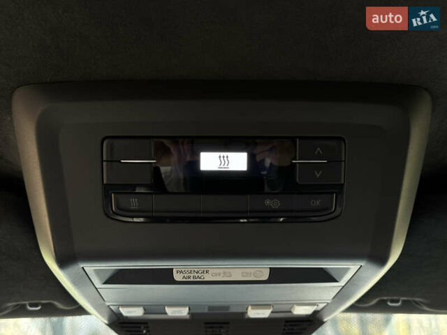 Чорний Фольксваген Мультиван, об'ємом двигуна 1.97 л та пробігом 190 тис. км за 49500 $, фото 25 на Automoto.ua