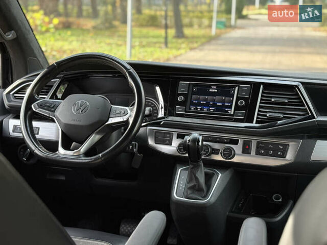 Чорний Фольксваген Мультиван, об'ємом двигуна 1.97 л та пробігом 190 тис. км за 49500 $, фото 17 на Automoto.ua