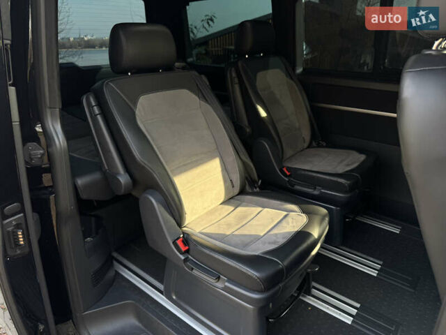 Чорний Фольксваген Мультиван, об'ємом двигуна 1.97 л та пробігом 190 тис. км за 49500 $, фото 30 на Automoto.ua