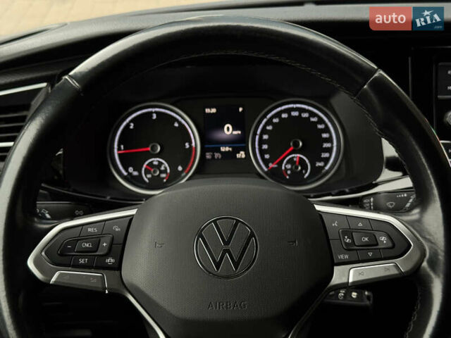 Чорний Фольксваген Мультиван, об'ємом двигуна 1.97 л та пробігом 190 тис. км за 49500 $, фото 26 на Automoto.ua