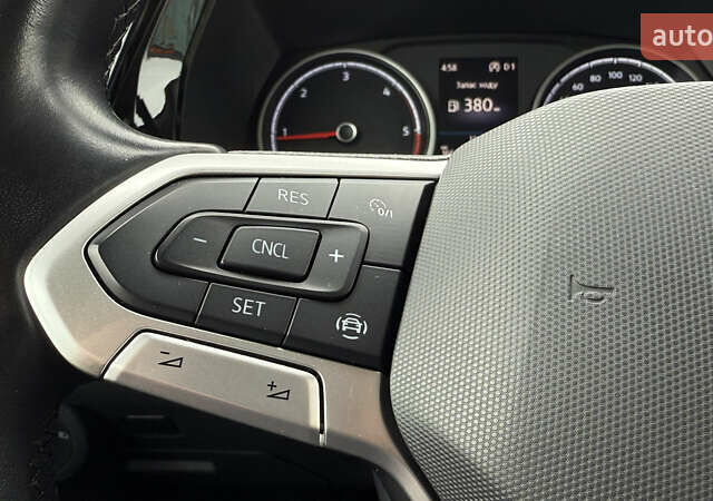 Черный Фольксваген Мультиван, объемом двигателя 1.97 л и пробегом 167 тыс. км за 57000 $, фото 46 на Automoto.ua