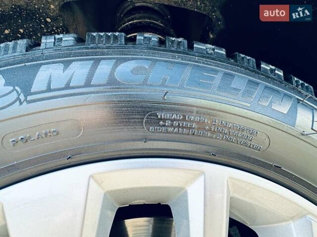 Чорний Фольксваген Мультиван, об'ємом двигуна 1.97 л та пробігом 72 тис. км за 63800 $, фото 11 на Automoto.ua