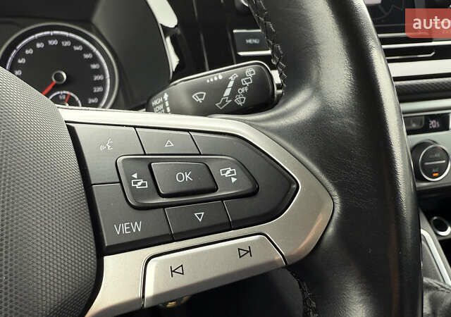 Черный Фольксваген Мультиван, объемом двигателя 1.97 л и пробегом 170 тыс. км за 56500 $, фото 46 на Automoto.ua