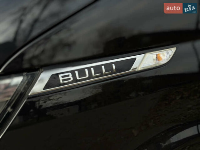 Чорний Фольксваген Мультиван, об'ємом двигуна 1.97 л та пробігом 190 тис. км за 49500 $, фото 42 на Automoto.ua