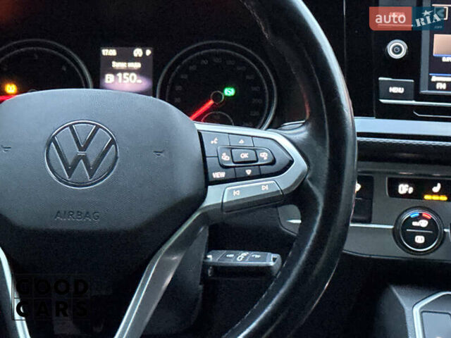 Черный Фольксваген Мультиван, объемом двигателя 1.97 л и пробегом 119 тыс. км за 55000 $, фото 35 на Automoto.ua
