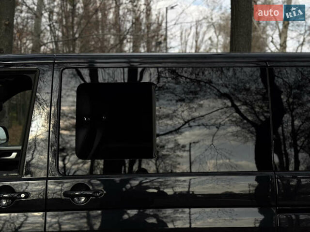 Чорний Фольксваген Мультиван, об'ємом двигуна 1.97 л та пробігом 190 тис. км за 49500 $, фото 13 на Automoto.ua