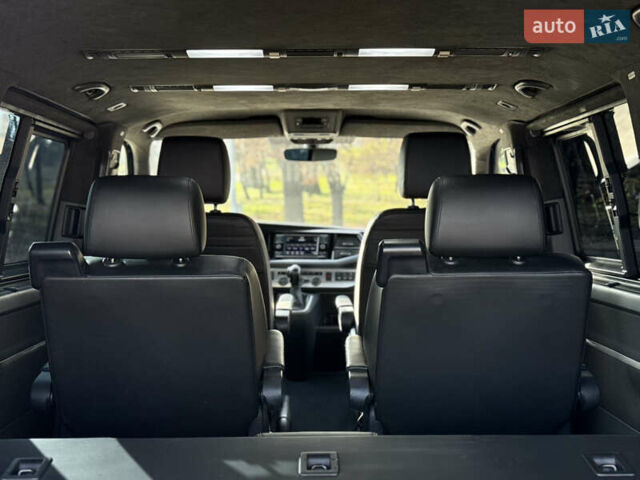 Чорний Фольксваген Мультиван, об'ємом двигуна 1.97 л та пробігом 190 тис. км за 49500 $, фото 33 на Automoto.ua