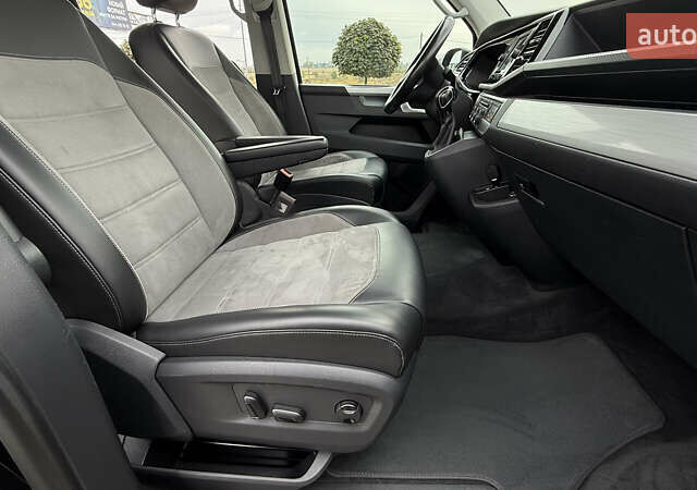 Черный Фольксваген Мультиван, объемом двигателя 1.97 л и пробегом 167 тыс. км за 57000 $, фото 13 на Automoto.ua