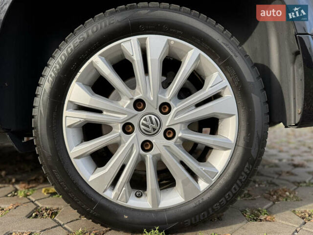 Чорний Фольксваген Мультиван, об'ємом двигуна 1.97 л та пробігом 190 тис. км за 49500 $, фото 52 на Automoto.ua