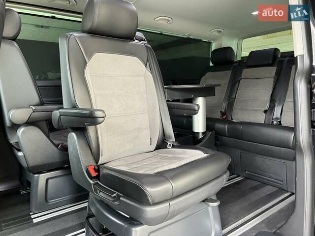 Черный Фольксваген Мультиван, объемом двигателя 1.97 л и пробегом 70 тыс. км за 74900 $, фото 21 на Automoto.ua