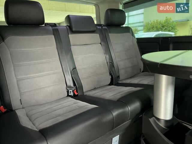 Черный Фольксваген Мультиван, объемом двигателя 1.97 л и пробегом 70 тыс. км за 74900 $, фото 18 на Automoto.ua