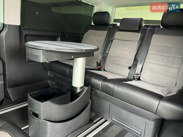 Черный Фольксваген Мультиван, объемом двигателя 1.97 л и пробегом 70 тыс. км за 74900 $, фото 24 на Automoto.ua