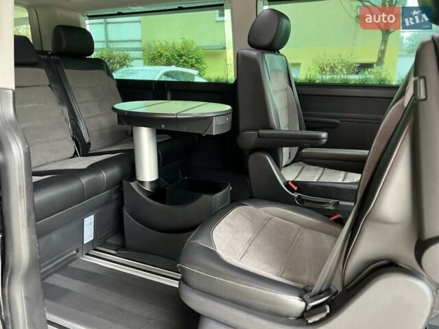 Черный Фольксваген Мультиван, объемом двигателя 1.97 л и пробегом 70 тыс. км за 74900 $, фото 17 на Automoto.ua