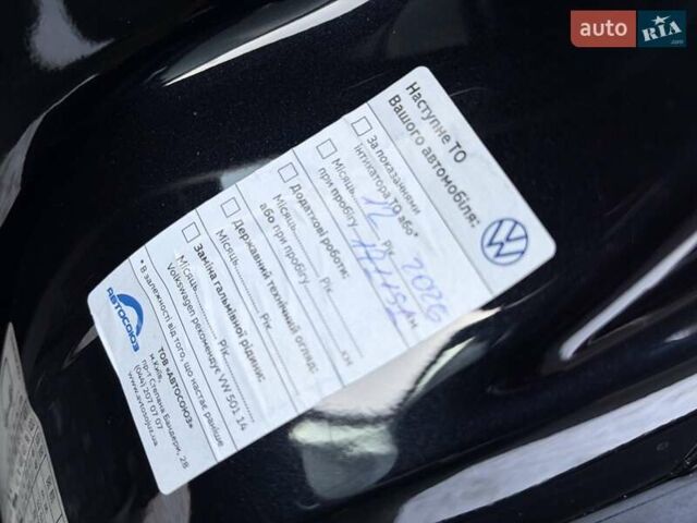 Черный Фольксваген Мультиван, объемом двигателя 2 л и пробегом 151 тыс. км за 55222 $, фото 19 на Automoto.ua