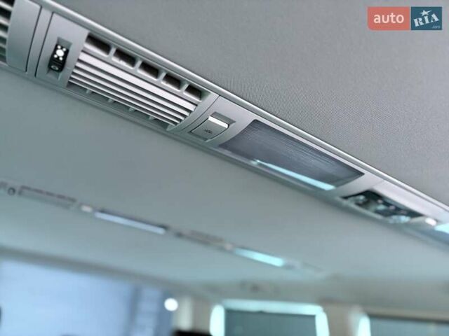 Черный Фольксваген Мультиван, объемом двигателя 2 л и пробегом 151 тыс. км за 55222 $, фото 11 на Automoto.ua