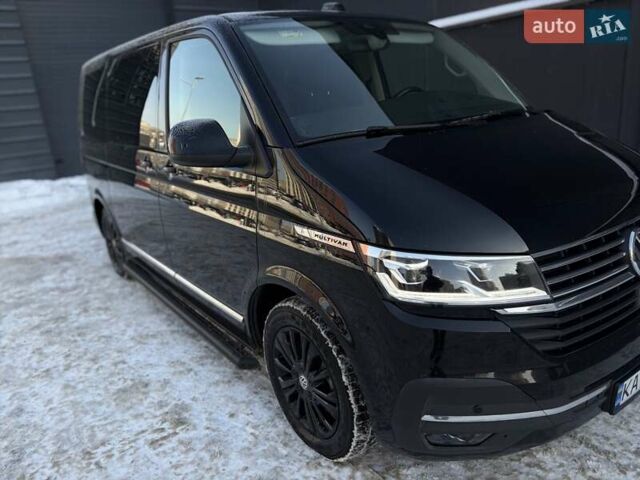 Черный Фольксваген Мультиван, объемом двигателя 2 л и пробегом 151 тыс. км за 55222 $, фото 3 на Automoto.ua