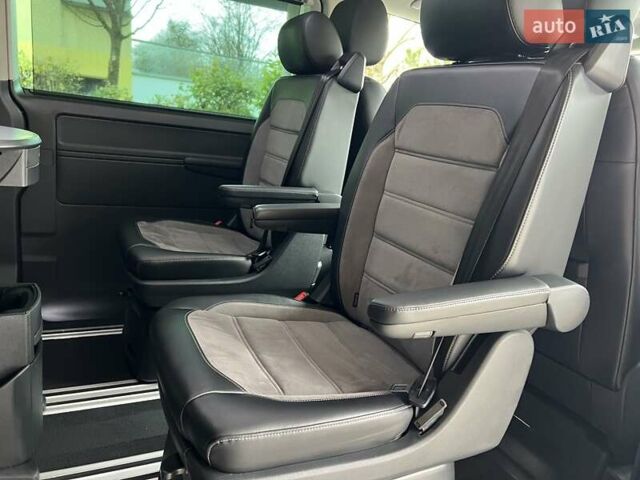 Черный Фольксваген Мультиван, объемом двигателя 1.97 л и пробегом 70 тыс. км за 74900 $, фото 27 на Automoto.ua