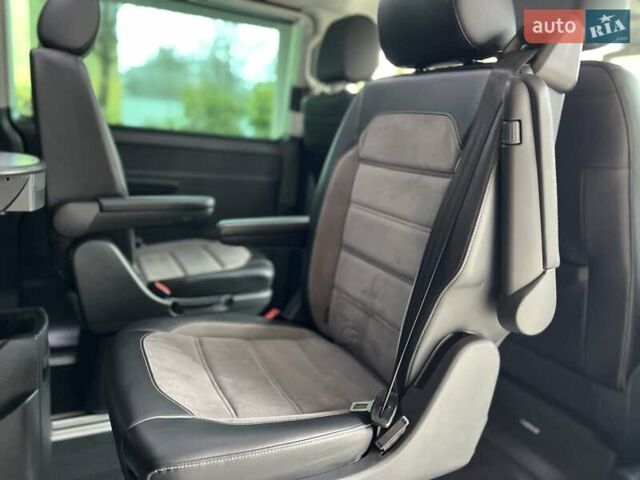 Черный Фольксваген Мультиван, объемом двигателя 1.97 л и пробегом 70 тыс. км за 74900 $, фото 16 на Automoto.ua