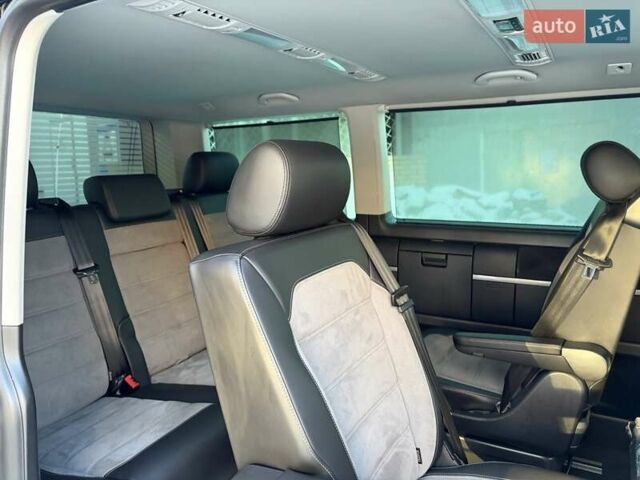 Черный Фольксваген Мультиван, объемом двигателя 2 л и пробегом 151 тыс. км за 55200 $, фото 33 на Automoto.ua