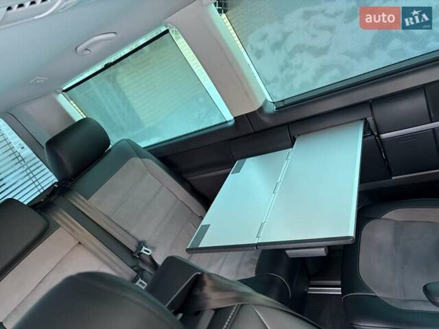 Черный Фольксваген Мультиван, объемом двигателя 2 л и пробегом 151 тыс. км за 55200 $, фото 27 на Automoto.ua