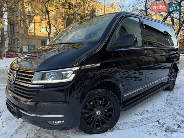 Черный Фольксваген Мультиван, объемом двигателя 2 л и пробегом 151 тыс. км за 55200 $, фото 43 на Automoto.ua