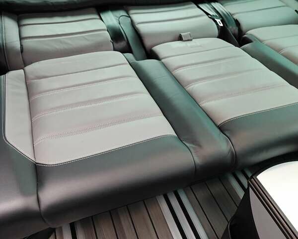 Черный Фольксваген Мультиван, объемом двигателя 2 л и пробегом 59 тыс. км за 73500 $, фото 24 на Automoto.ua