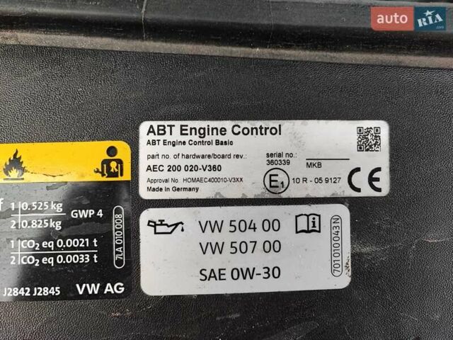 Черный Фольксваген Мультиван, объемом двигателя 2 л и пробегом 59 тыс. км за 73500 $, фото 70 на Automoto.ua