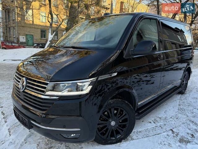 Черный Фольксваген Мультиван, объемом двигателя 2 л и пробегом 151 тыс. км за 55200 $, фото 42 на Automoto.ua