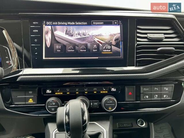 Черный Фольксваген Мультиван, объемом двигателя 1.97 л и пробегом 60 тыс. км за 79800 $, фото 29 на Automoto.ua