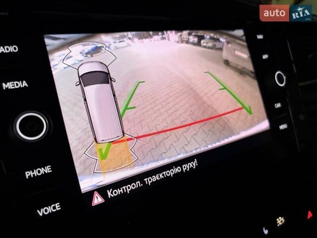 Черный Фольксваген Мультиван, объемом двигателя 2 л и пробегом 151 тыс. км за 59200 $, фото 31 на Automoto.ua